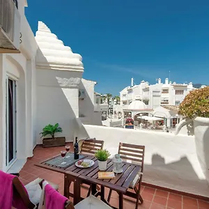  Apartment Happy Puerto Marina